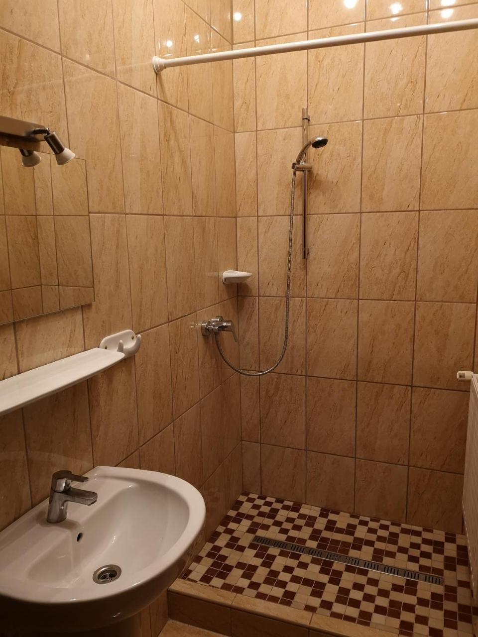 Nocľah s raňajkami Szuts Panzio Fertorakos